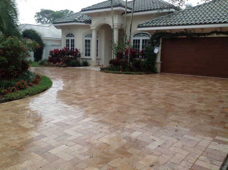 Travertine Driveways.jpg