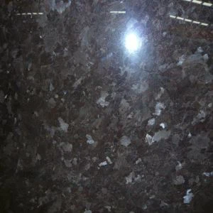Granitna plošča Angola Brown